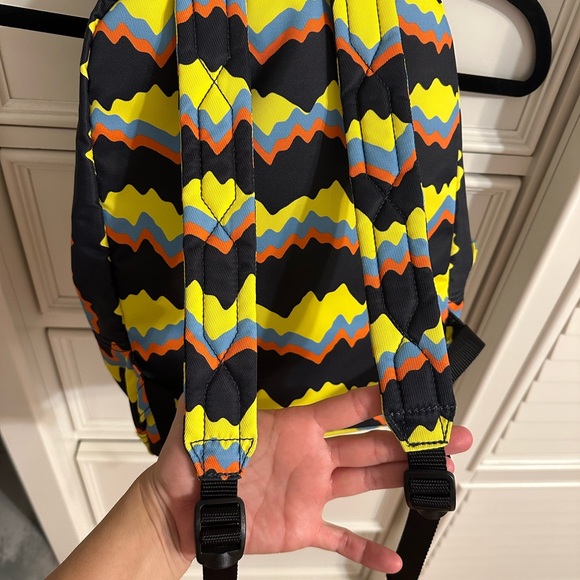 Hunters Kids Mini Preschool Backpack - Picture 7 of 10